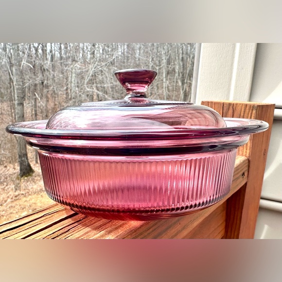 Vtg Corning Visions By Pyrex Cranberry Round Casserole Dish W/Lid 24oz. V 30-B - Picture 2 of 10